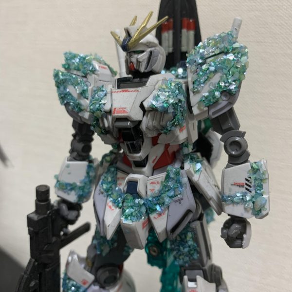 ナラティブガンダムC装備　光の結晶体