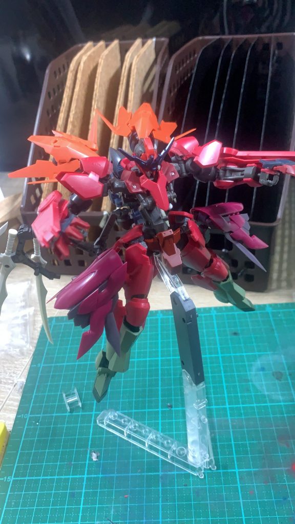 2ヶ月程悩み、この形に行き着きました頭部のみ違って後はほぼ変えていません