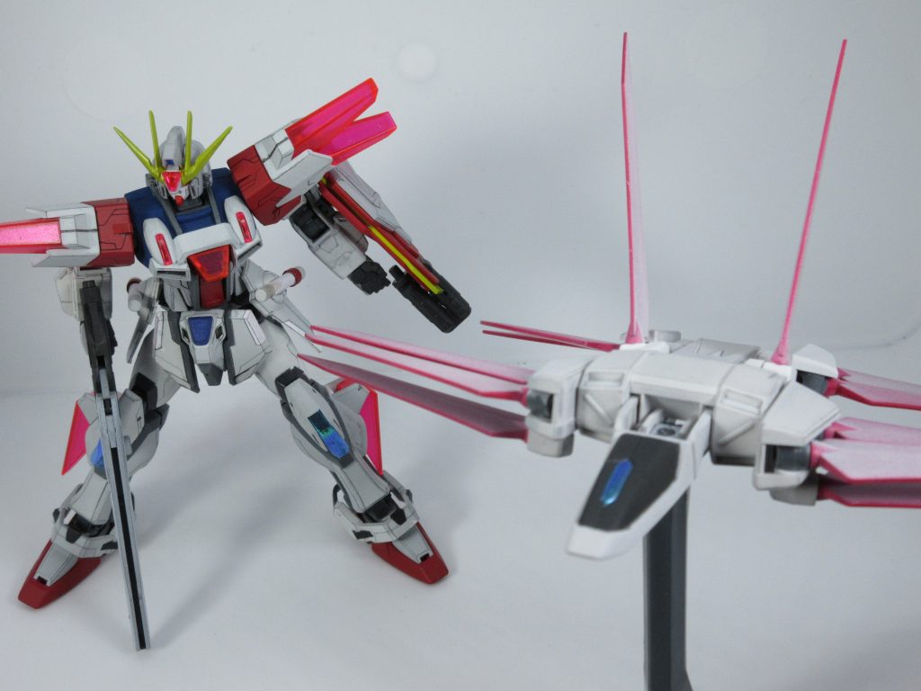 ビルドストライクギャラクシー秋桜–3枚目/制作者：カサピー