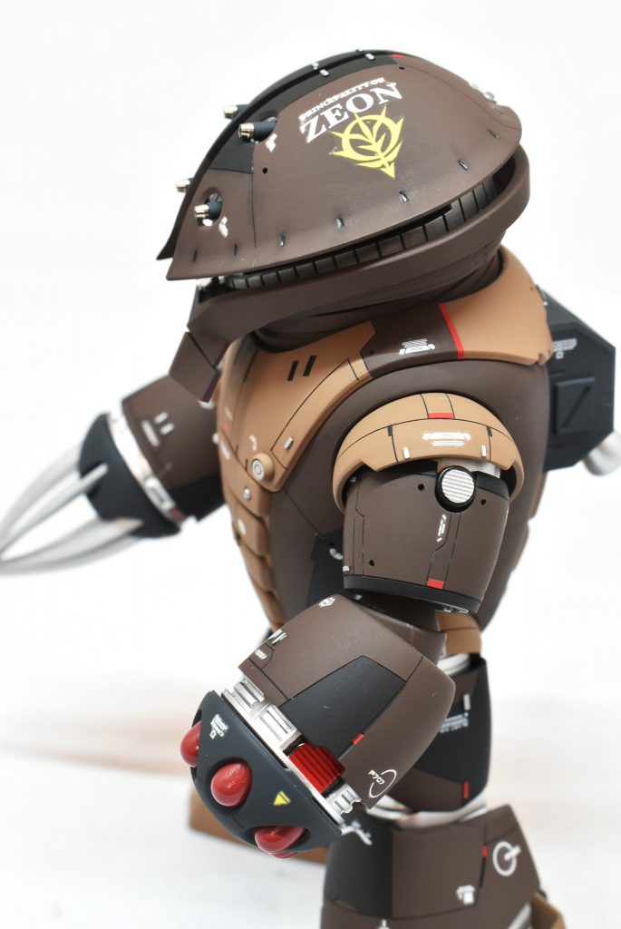 HGUCアッガイ–4枚目/制作者：ビタミンT