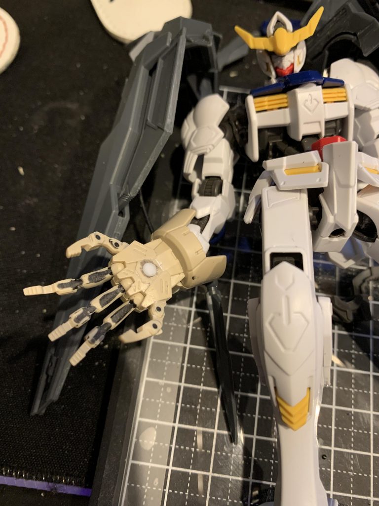 穴を埋めてます。