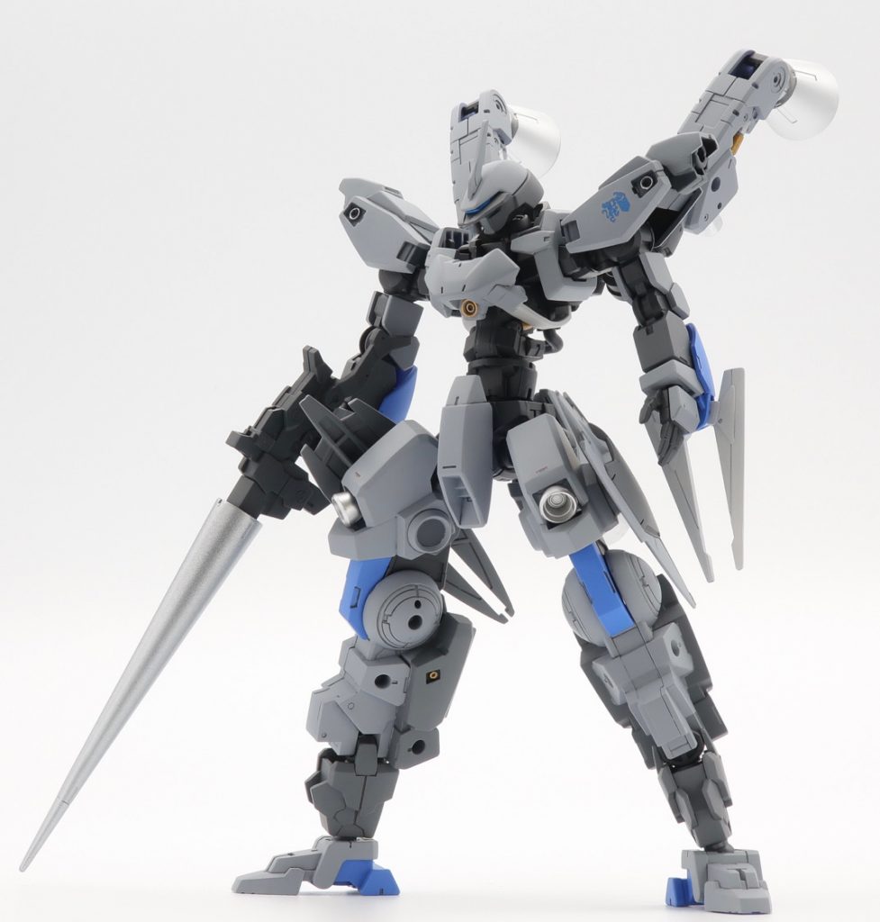 塗装レシピメインカラー:Mr.カラー C306 グレーFS36270サブカラー:Mr.カラー C305 グレーFS36118+Mr.カラー ブラックグレー(少量)顎部分:Mr.カラー C308 グレーFS36375腕装甲、踵などの青:フィニッシャーズ ジェネシスブルーフレーム:メカサフ スーパーヘヴィワイヤークロー他白色:ガイアノーツ ニュートラルグレーⅠ(ここまでエアブラシ塗装)目:タミヤTS ライトメタリックブルー→ガイアノーツ 蛍光ブルー(UVライトで光らせるため。上の写真はＵＶライトを当てていません)バーニア:黒サフ→タミヤTS メタルシルバー、4Artistマーカー シルバーランスの銀色:タミヤTS マイカシルバーその他:シタデル RETRIBUTOR ARMOUR、Stormhost Sliver　など最後までご覧いただきありがとうございます！