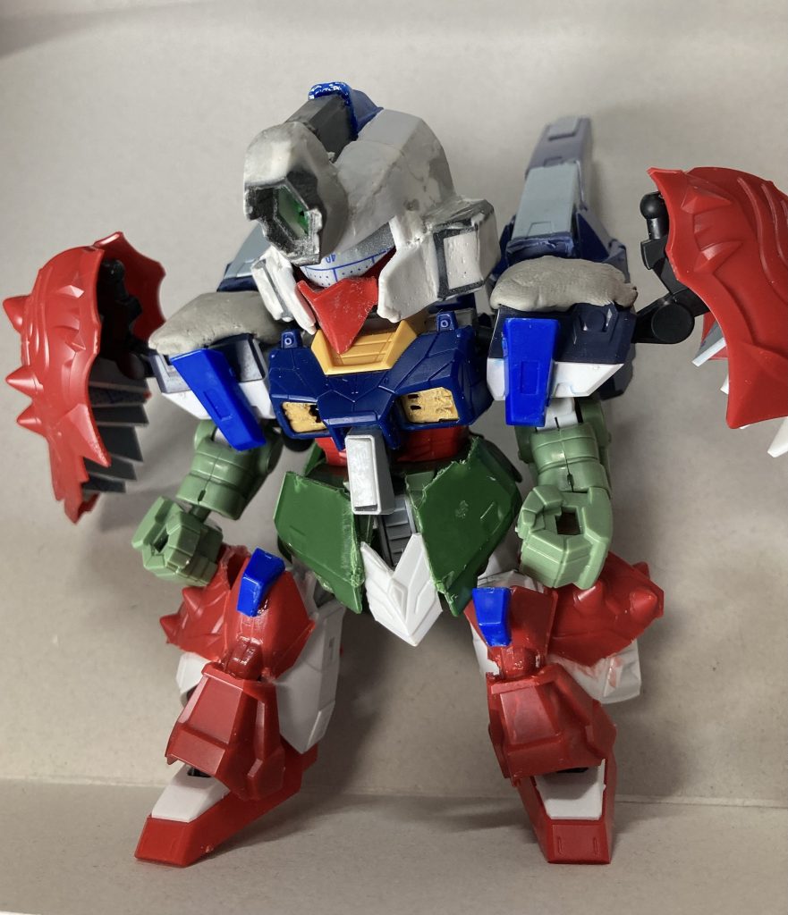 フィンはプラ板で作りました。