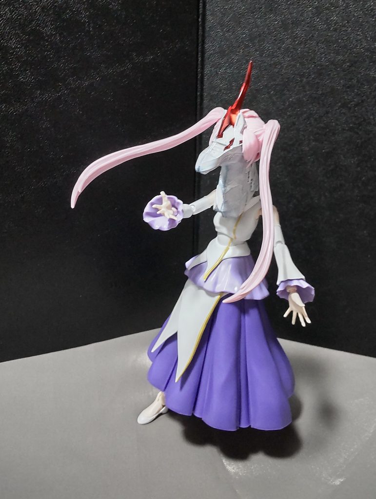 当然ですが、ツインテールは可動します。