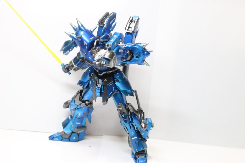 アレックスへの皮肉としてガトリングを付けました