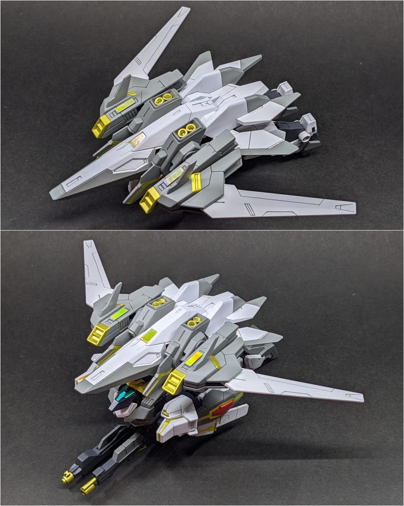 お互いの飛行ユニットを換装することで性能を上げることもできます