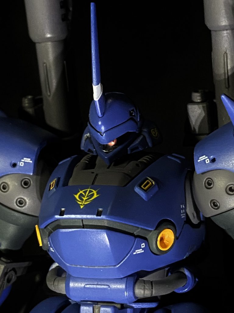 モノアイ周りは空洞にして浮いてる感じにホイルシール+Hアイズ、モノアイガードはプラ板で。