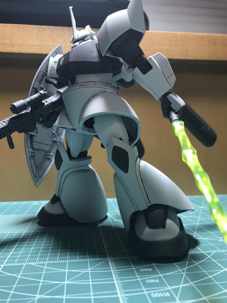 ちなみに私、最近のコミックスのマツナガ大尉より、昔のゲームやMSVの設定に出てくるプライドの高いおっさん風のキャラがシブくて好きなんです。