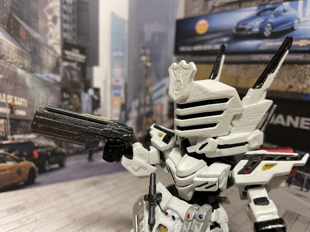 リボルバーだった気も…2号機しか…とかは気にせずとにかくカッコいい