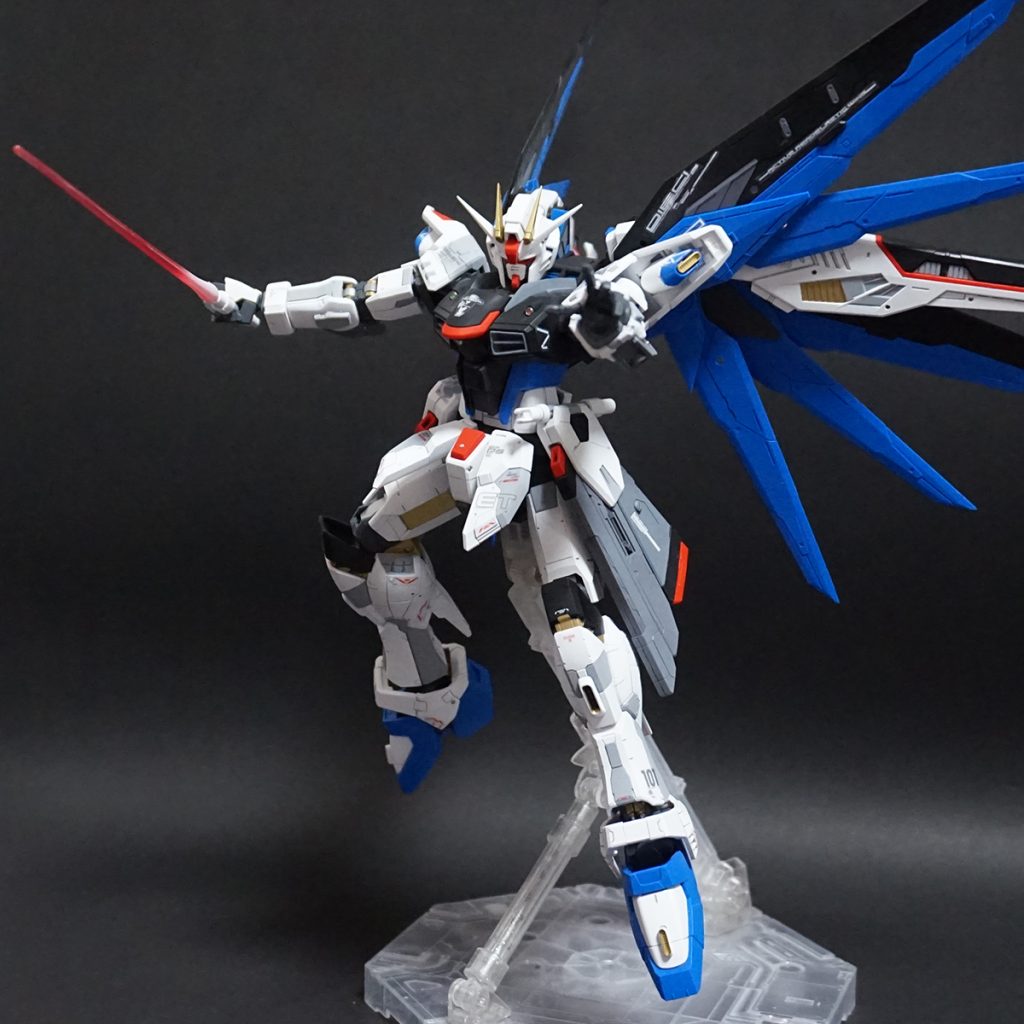 MA-M01 ラケルタビームサーベル を構えて その２