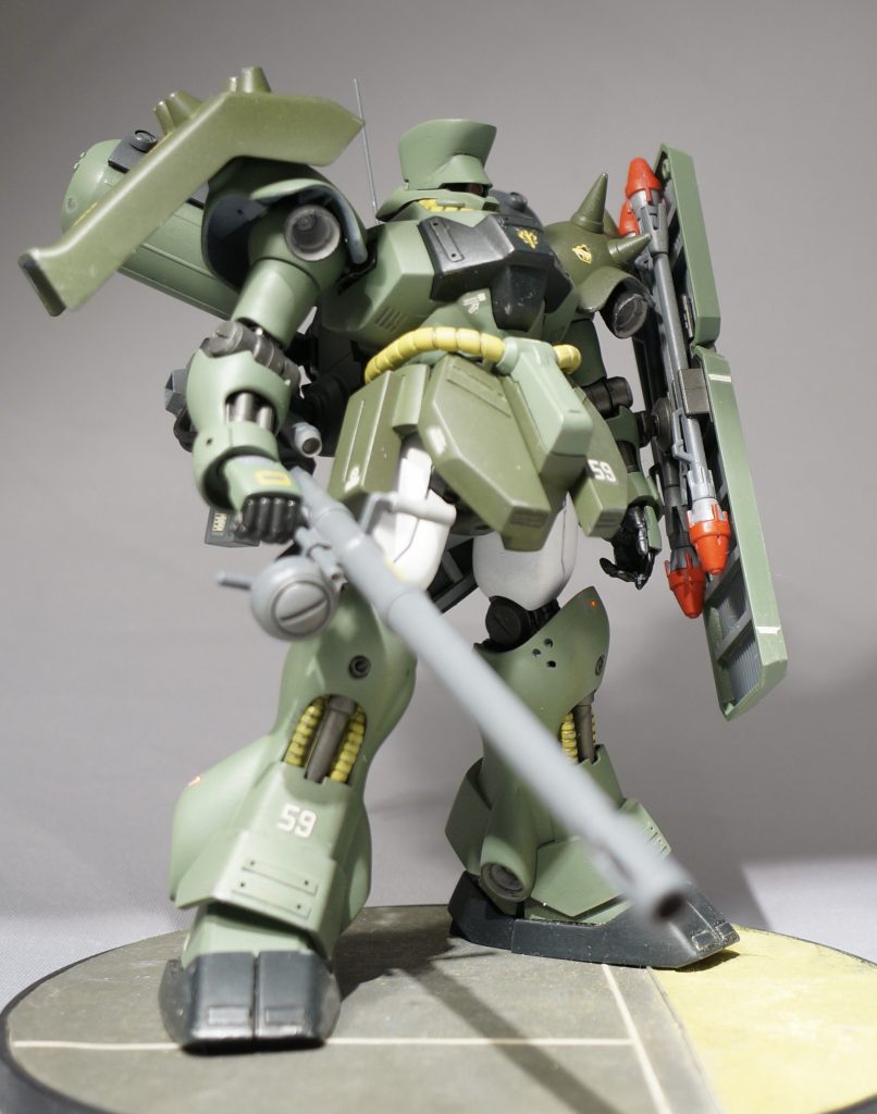 純正カラーっぽいオリジナルカラーリングです。太ももホワイトがMSV的。