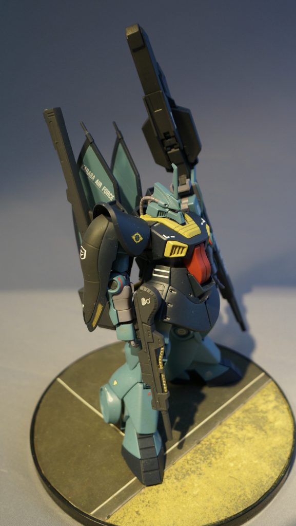 装備はやはり百式ライフルが似合いますね。