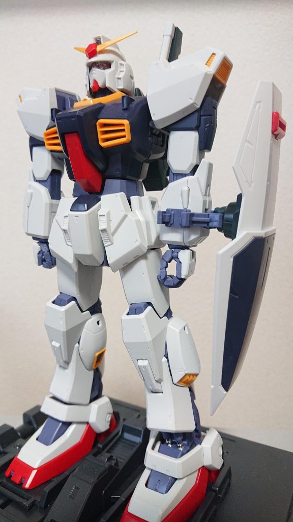 素組の状態でも、かなりカッコいいです。キットの素性の良さに感謝です。