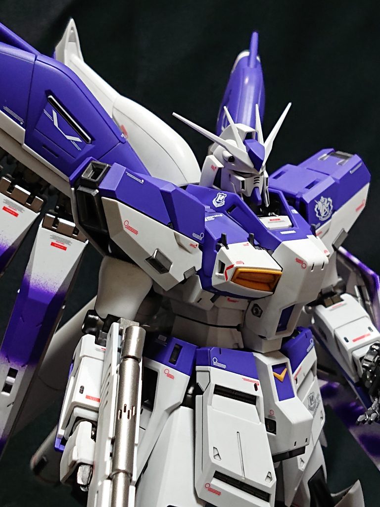 ファンネルとシールドは、デカールではなく塗装してます。