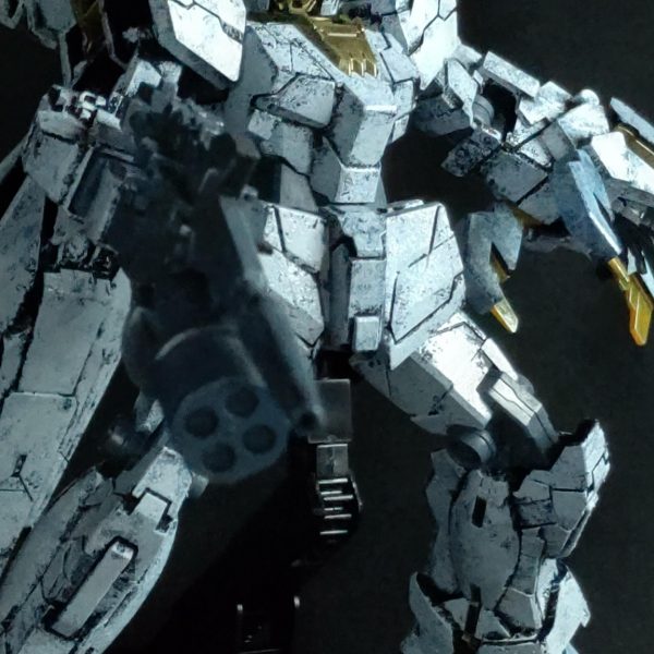 RX-0 UNICORN GUNDAM 02 BANSHEE ALBINO