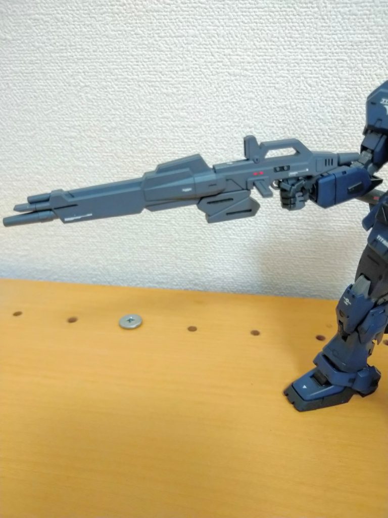 ロングビームライフルヘイズルのビームライフル+パワードジムカーディガンの武器を合わせました。