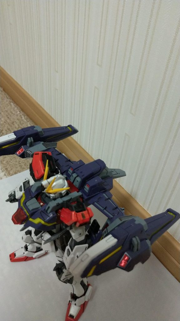 ……と見せかけて実は乗せているだけ。接続パーツが届きませんでした……。どうやらインパルスのボディーには合わないようです……。電磁加農砲のポーズをとも思ったのですが、ポロリが酷いので断念……。(´・ω・`)今回はこれで終わろうと思います。最後まで見ていただきありがとうございました!