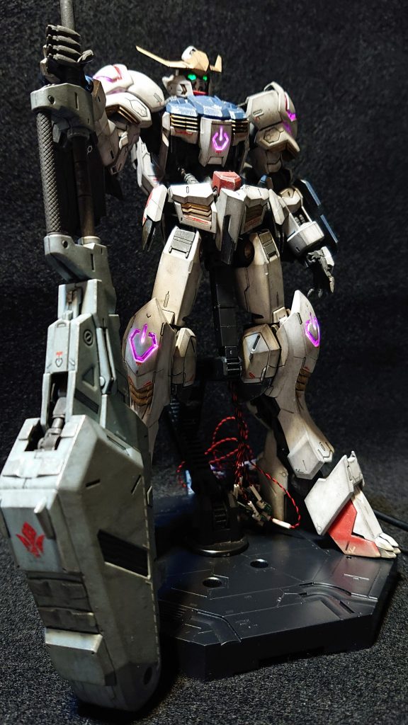 MG 1/100 ガンダムバルバトス第5形態地上戦仕様(部分塗装、電飾、ウェザリング)–5枚目/制作者:Chohnan