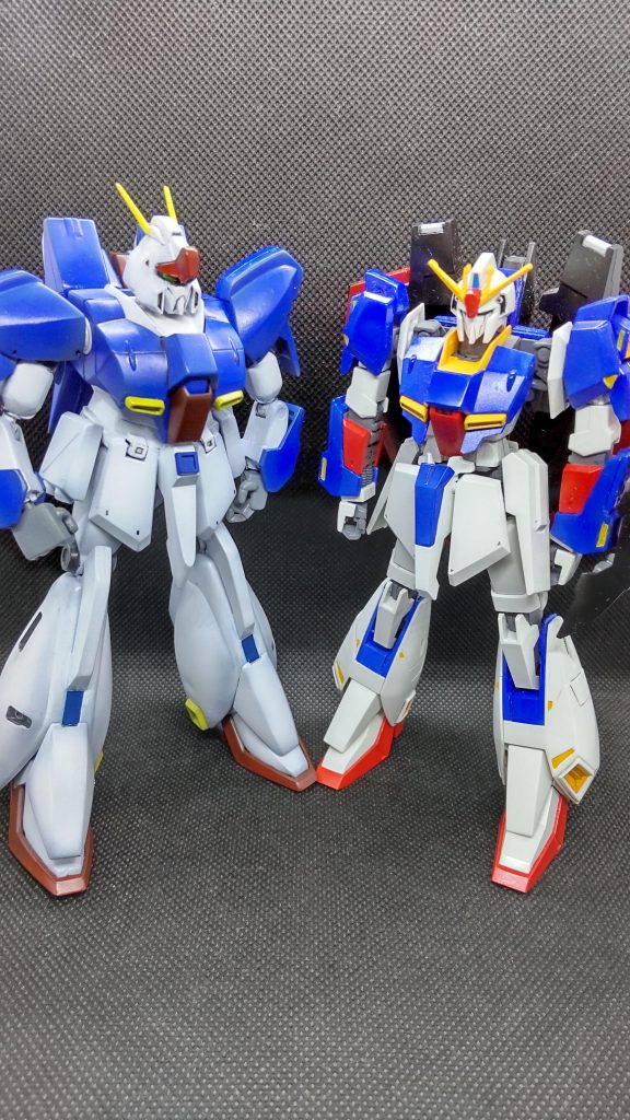 HGのZと並べてみると結構違います笑芸能人に似ていると思っていざ並んでみると全然違ったみたいな。