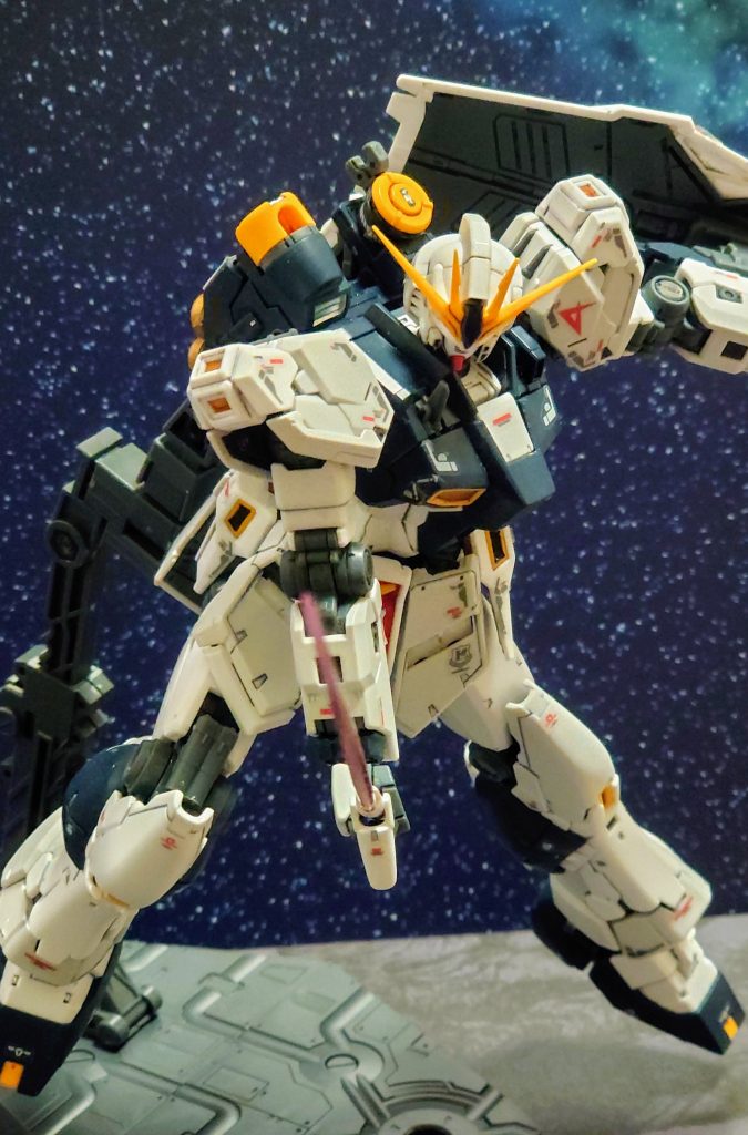 RG νガンダム–3枚目/制作者：Guntar