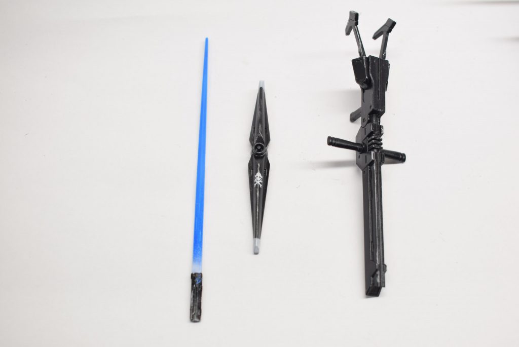 武装類。ディフェンスロッドにもドクロマーク貼ってます。ソニックブレイドの刃部分も塗装してます。