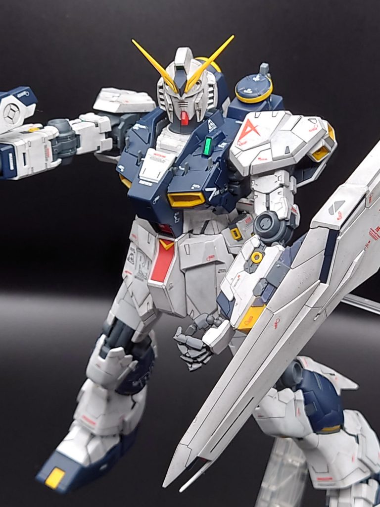 初めてのver.kaで、デカール貼りに苦労した思い出があります。