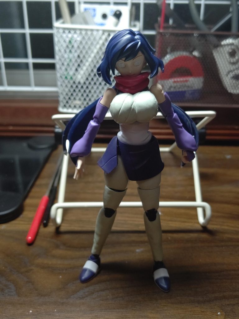 パテ盛り。艶々にならなかったので、要勉強だなぁと感じました。