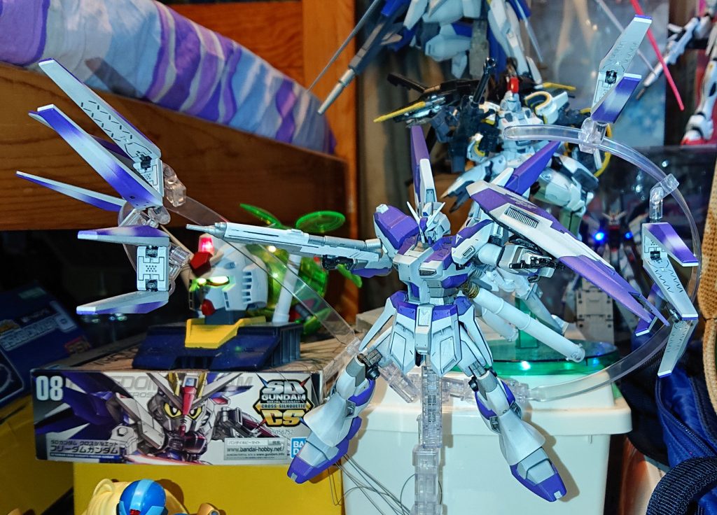 行け!フィン・ファンネル!!フィンファンネル6基全展開のかっこ良さを見れば金をかけた甲斐があったものだぶっちゃけこれに使った金は普通にMG買えた