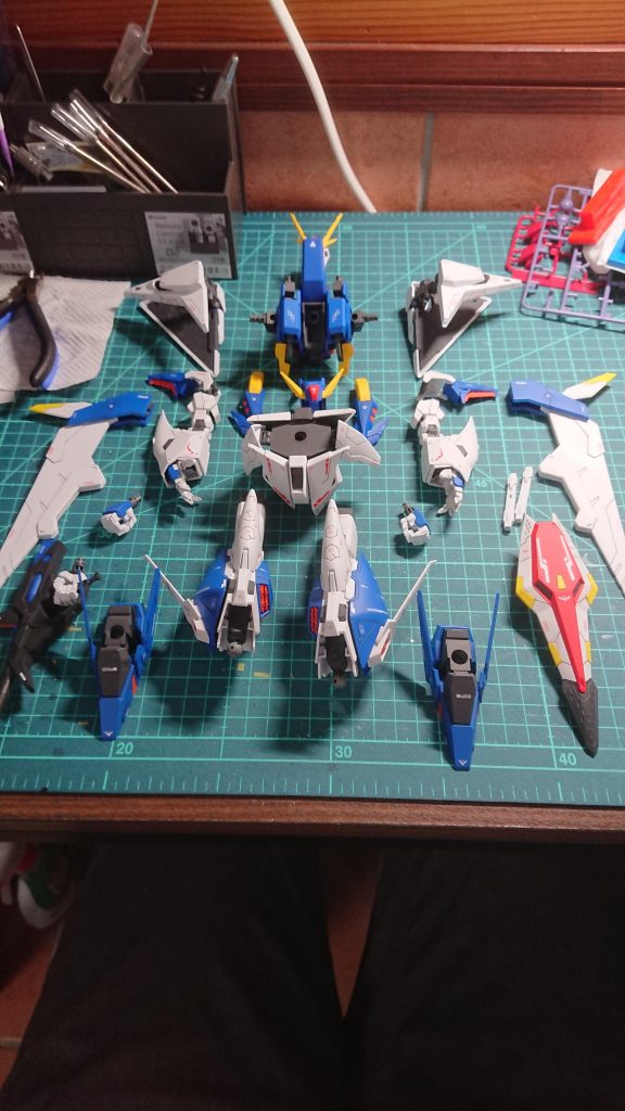 塗装⇒デカール⇒トップコートで組み立て前(この瞬間一番楽しい(*´∇｀*))