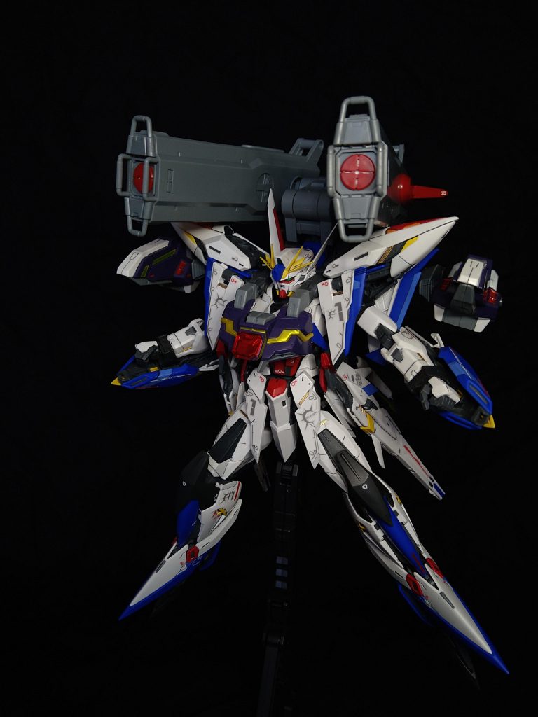 オーブの理念を蝕む装備エクリプスの名の由来の一つに”むしばむ”という意味があったのでアスハ家が絶対に許さないであろう力を装備をした姿