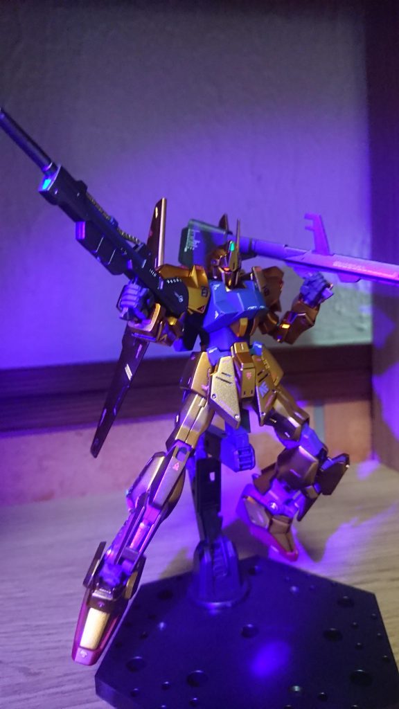 同じポージングでもう一枚