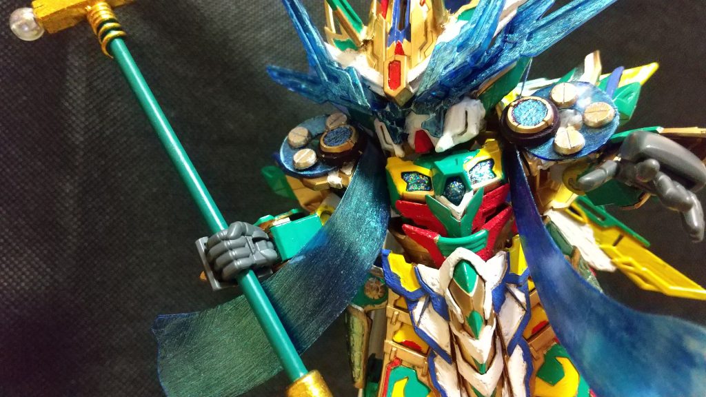 雷神の力を開放した姿金槌から雷を落とす