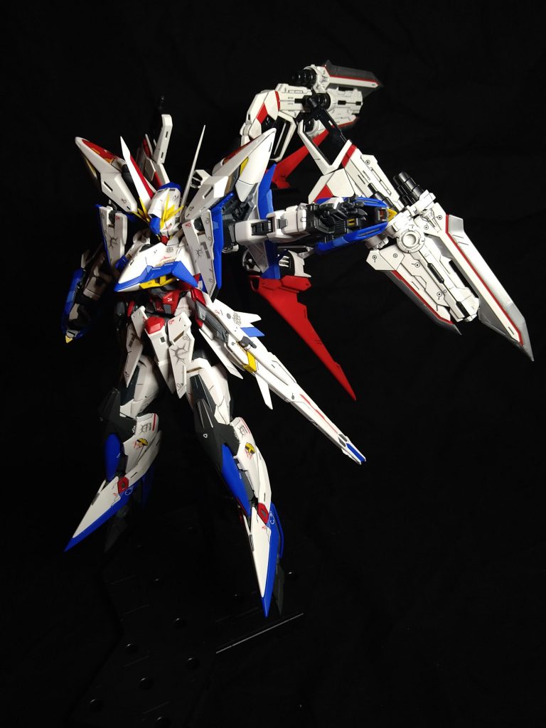 レッドドラゴンさすがに後ろが重く、スタンド自体がきつい重さになったがエクリプスに似合うと思いました