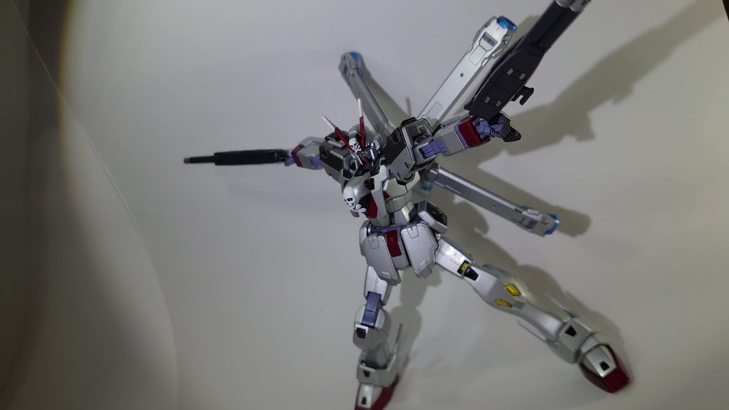 武装はクロスボーン専用のザンバスターとかクジャクもかありましたがバタフライバスターだけ今回は制作しました!