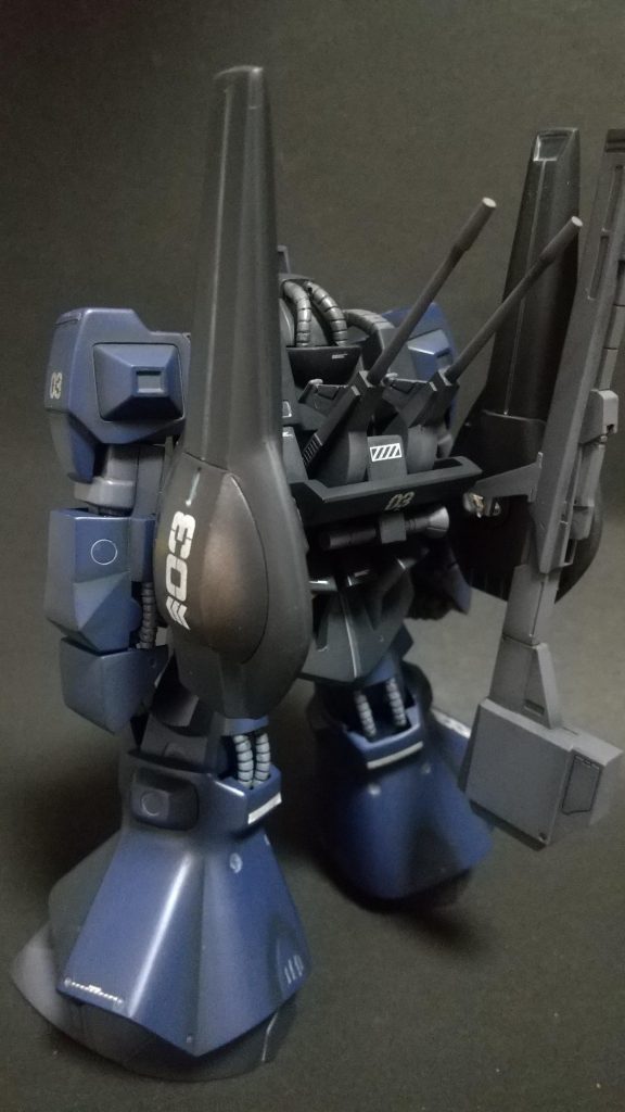 ３号機はロベルト？あんまり設定も知らずアニメの方も見てないので適当に。