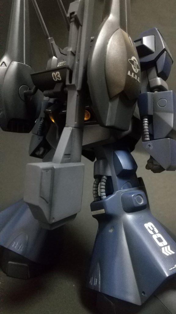 クレイバズーカはHGのZⅡと思いますグリップ収納が良きですね