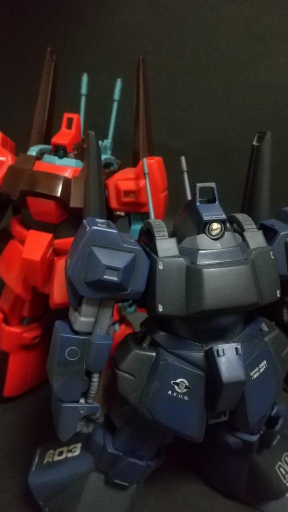 ハイコンプリートモデルのクワトロ機と