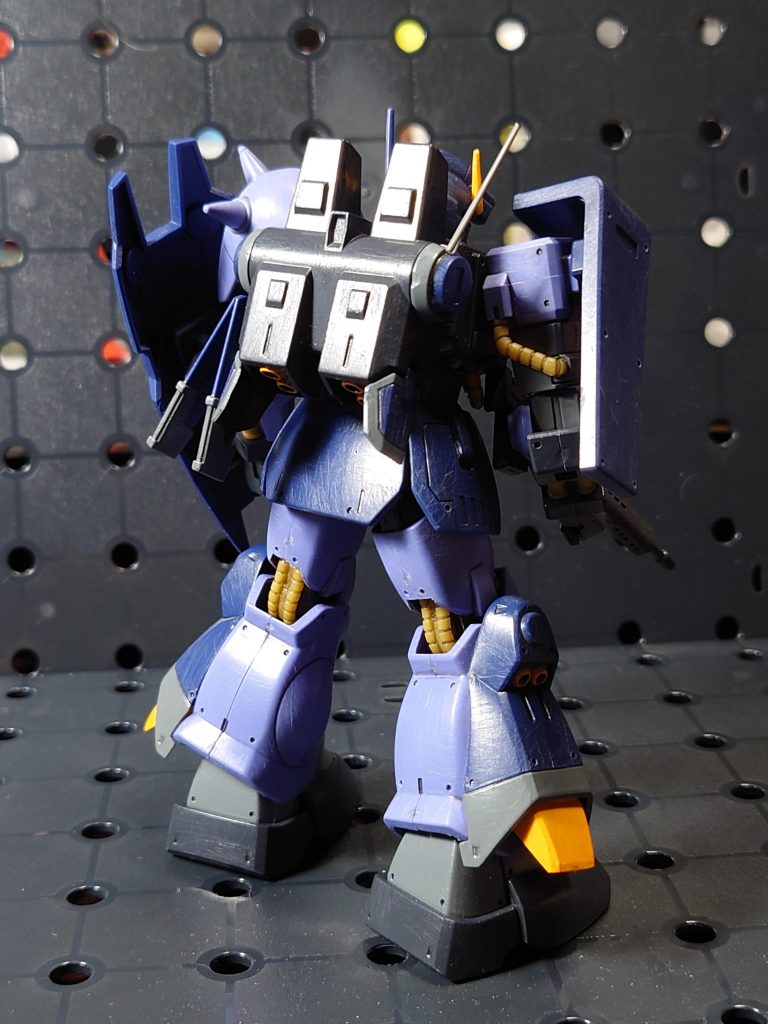 配色やバックパック形状は、以前作った時のままで使用。当時にヘイズル系の配色に変更してたので、とてもラクでしたね。