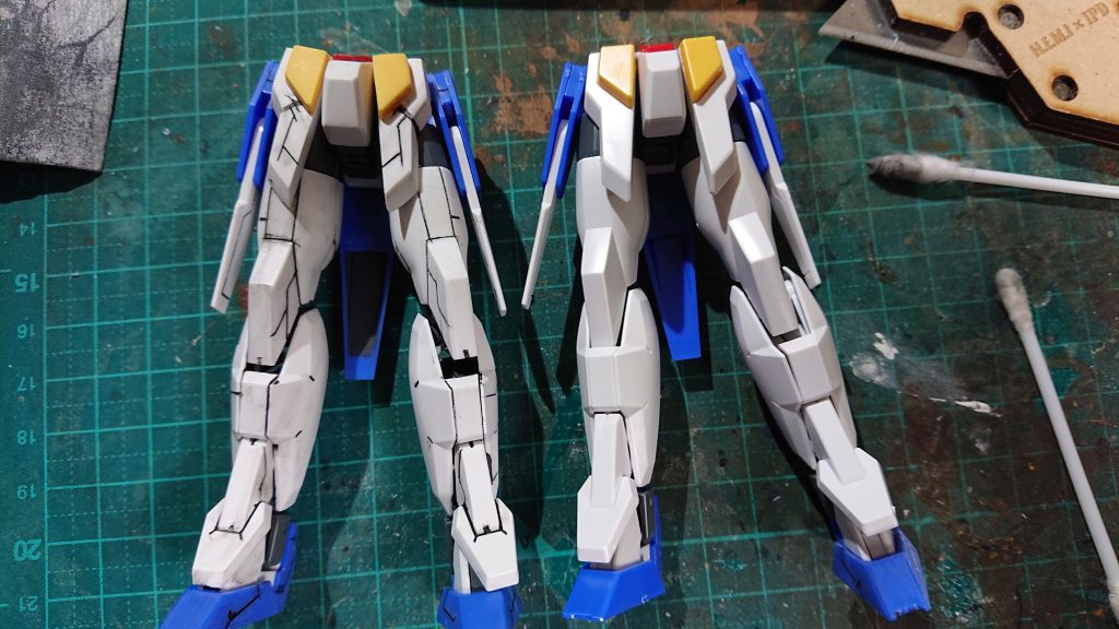 下半身、かなりディティール入れました。