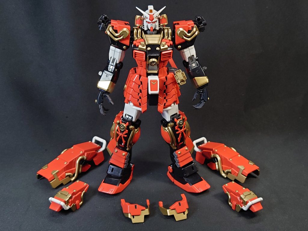 武者の肩鎧、足守り(無理矢理武者風)を外した簡易軽装。