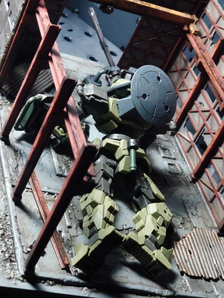 わりと、どの角度から見ても隙が無いデザインですね。