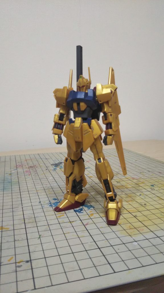 部分塗装 シール貼り(百均ラピーテープ) 墨入れ した画像です。あまり変わらないですね😅  