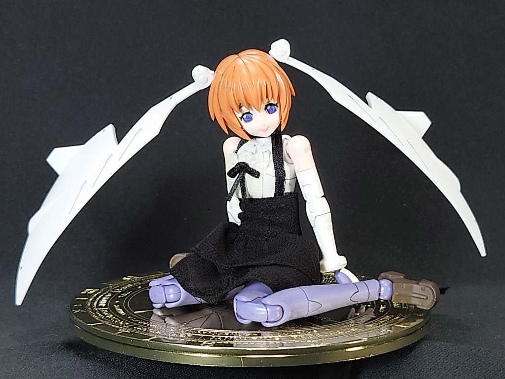 天使とも小悪魔とも見えるサラさんです。あとはご堪能してください♪( ´▽｀)