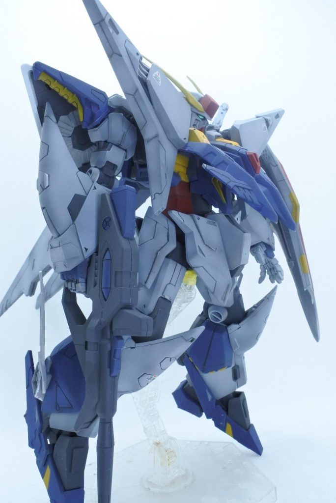 HG クスィーガンダム–3枚目/制作者：モップ