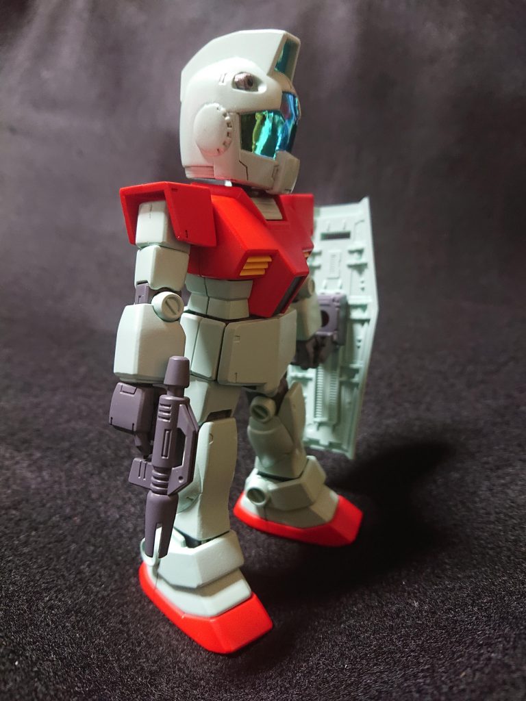 ふと、どこまでシールドへ隠れて突撃出来るのだろう？と思って試してみました。結構隠れることが出来ますね(笑)