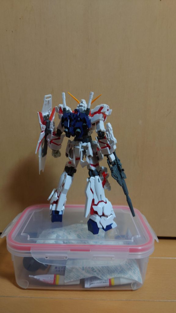 上から・とさか部分を0.5mm延長・肩から腕にかけて合計3mm延長・腰を5mm程度延長・足を2mm程度短縮・つま先を短縮すると同時に角度を立てぎみに