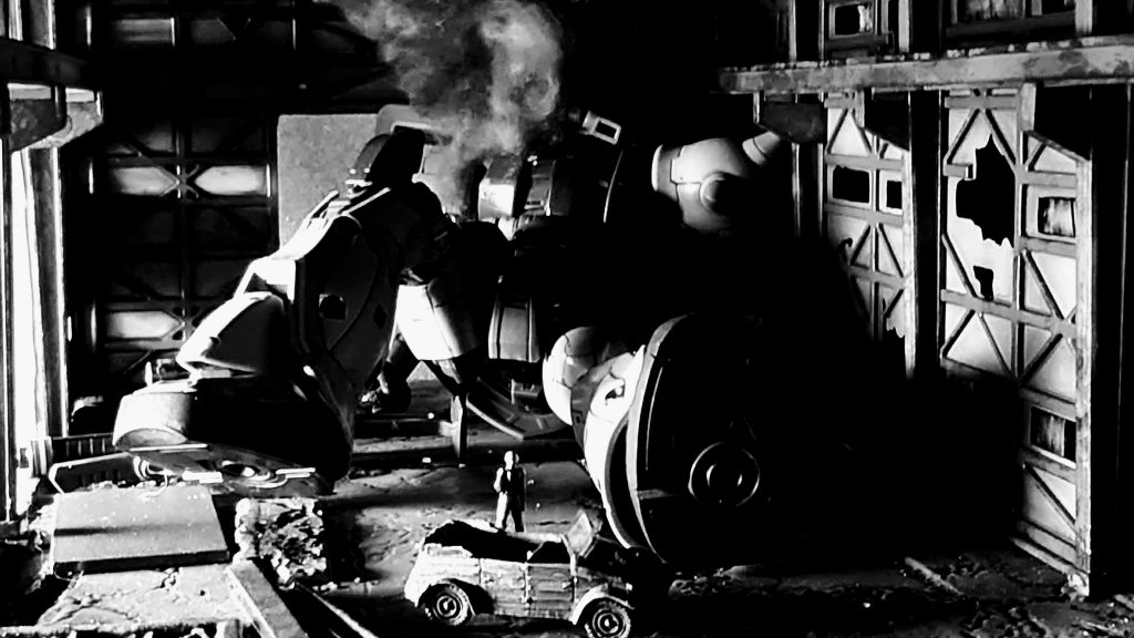 「故障で擱座か…ジェネレーターが不安定だったが、マジかよ」この時の作戦は失敗だったらしい。部隊数の問題ではなく、既に状況が傾いていた。自分の部隊は…言うまでもないな。