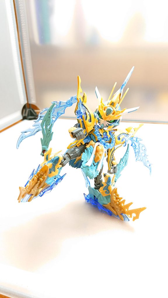 この状態でも蹴り技のポーズもとることが可能