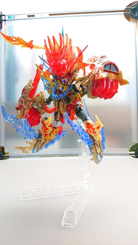 憤侭轟拳で一撃