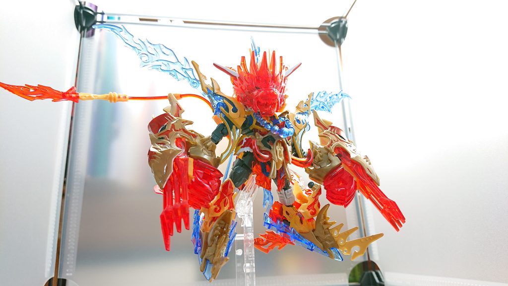 以上渾然猴王態でしたついに3体が揃い一番やりたかった形態が出来ました後は三蔵ストライクフリーダムガンダムだけなのですが発売されるのかはまだ判らないので最悪の場合窮奇ストライクフリーダムガンダムを全塗装して再現するか検討していますそして三蔵専用の馬もナイトワールドの軍馬をベースに再現しようと思っていますそして今後SDが再販され次第今度は敵妖怪の製作も考えていますのでお楽しみに